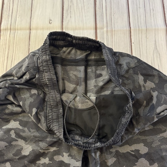 Lululemon Men's Pace Breaker 9" Lined Short Variegated Mesh Camo Black Large - Picture 5 of 9